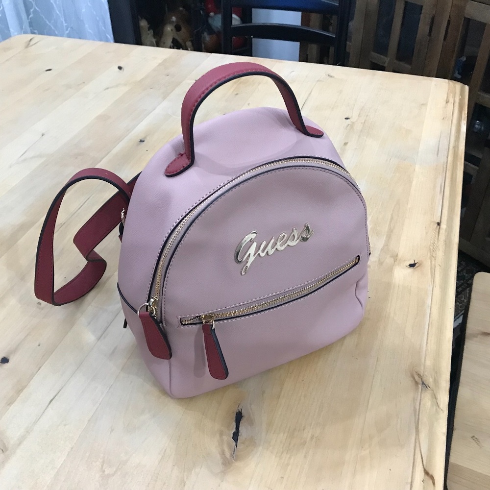 GUESS BACKPACK  NWOT